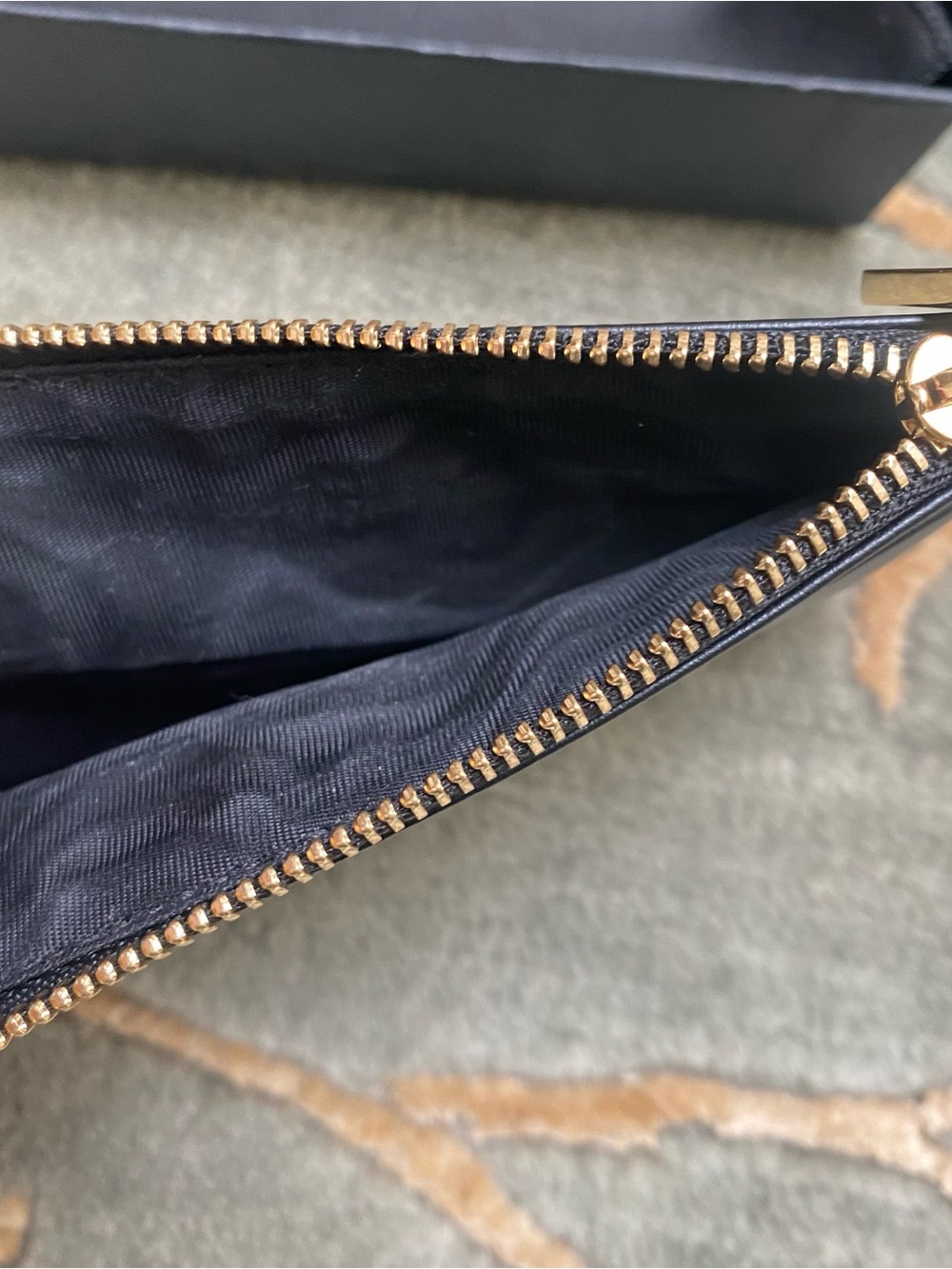 Dolce & Gabbana DG Embossed Leather Zip Card Case - Picture 4 of 8